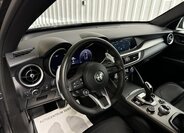 Alfa Romeo Stelvio 16