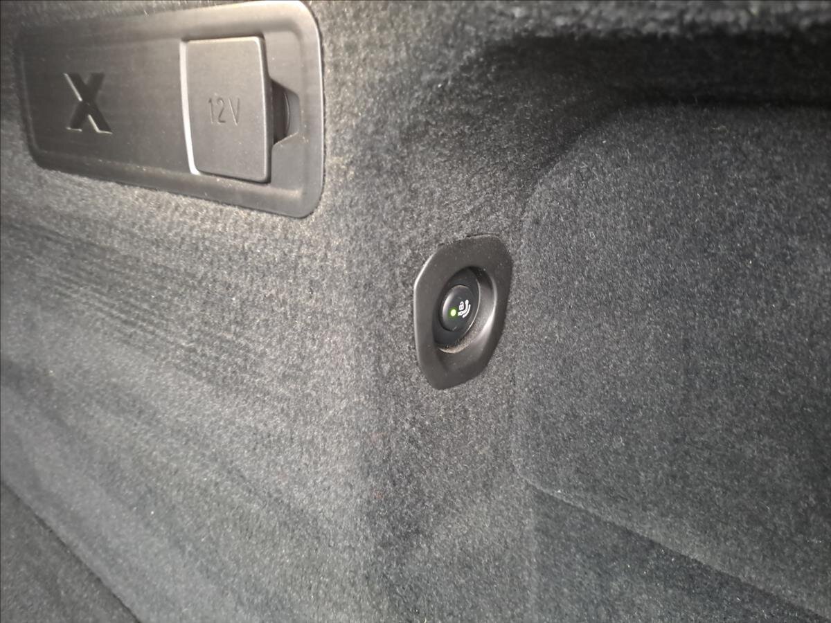 BMW X6 SUV 3,0 l 210 kw