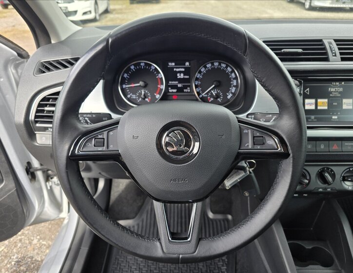 Škoda Fabia Hatchback 999,0 70 kw