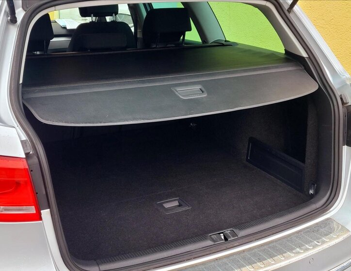 Volkswagen Passat Kombi 1,4 l 90 kw