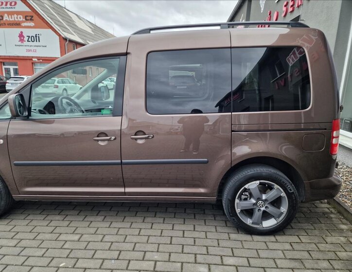 Volkswagen Caddy Kombi 1,6 l 75 kw