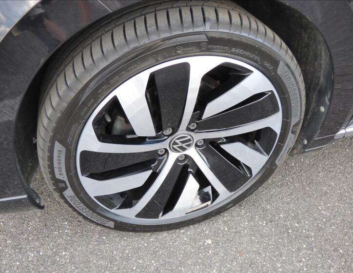 Volkswagen Arteon 79