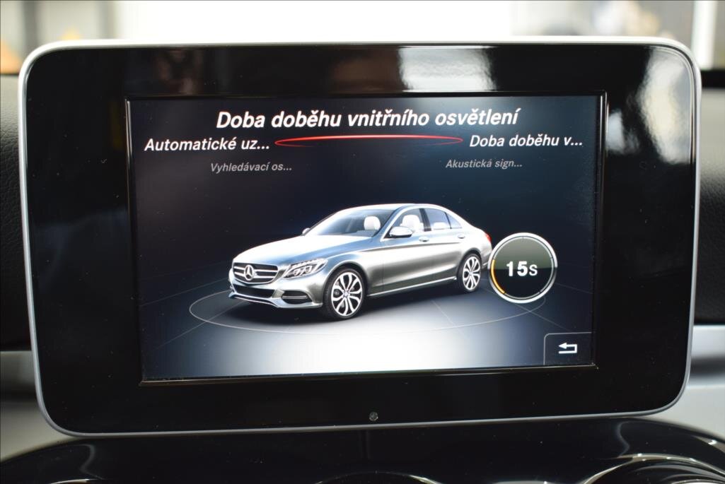 Mercedes-Benz Třídy C Sedan / Limuzína 2,1 l 125 kw