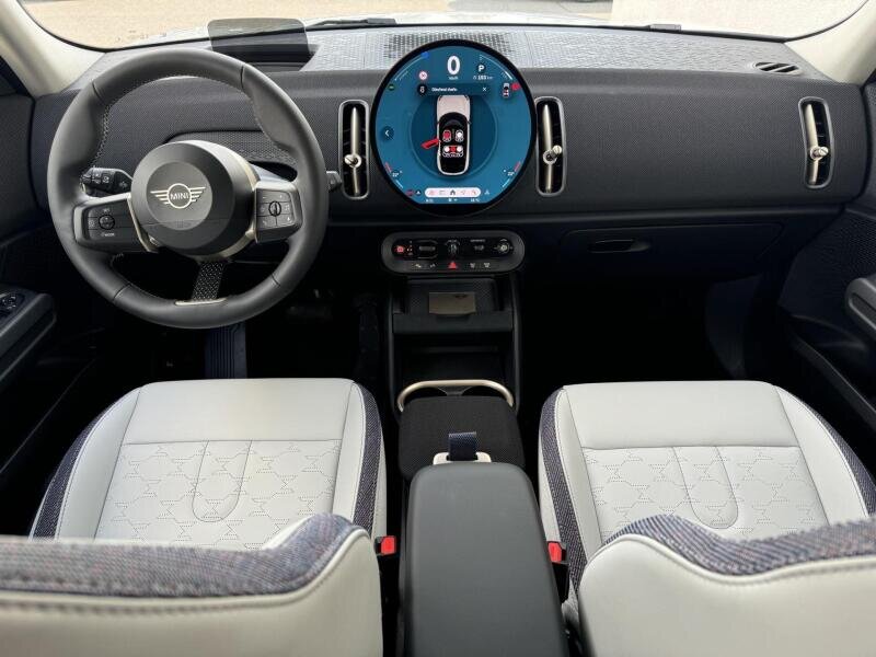 Mini Countryman SUV 2,0 l 160 kw