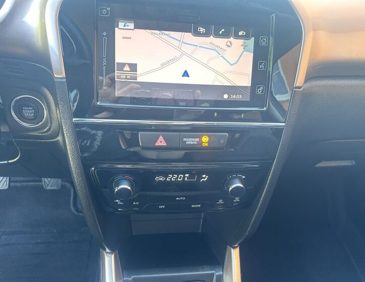 Suzuki Vitara 13