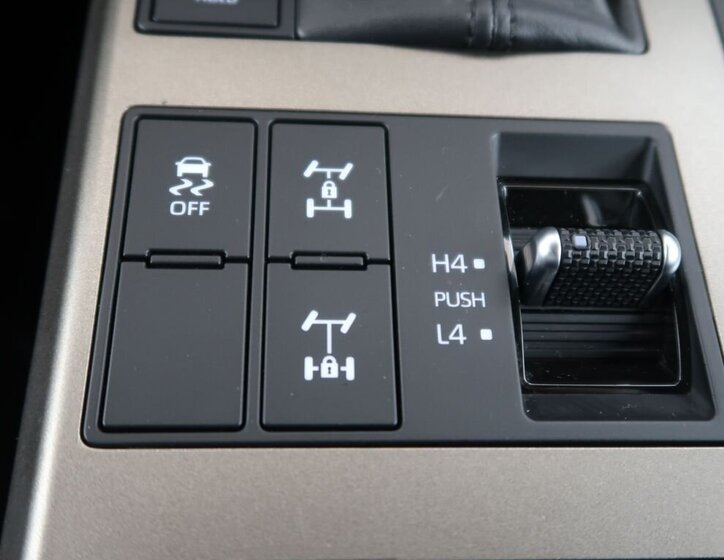 Toyota Land Cruiser Kombi 2,8 l 151 kw