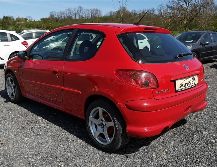 Peugeot 206 Hatchback 1,4 l 50 kw