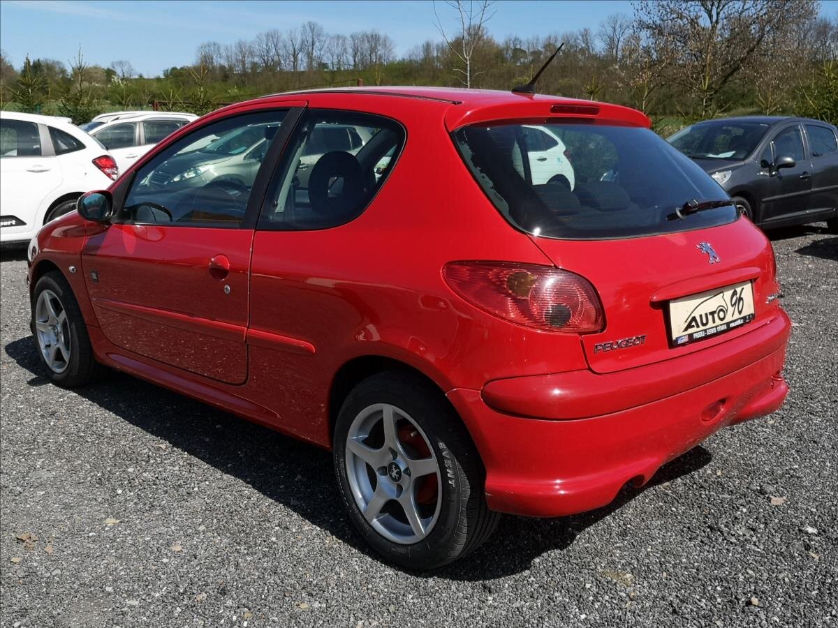 Peugeot 206 Hatchback 1,4 l 50 kw