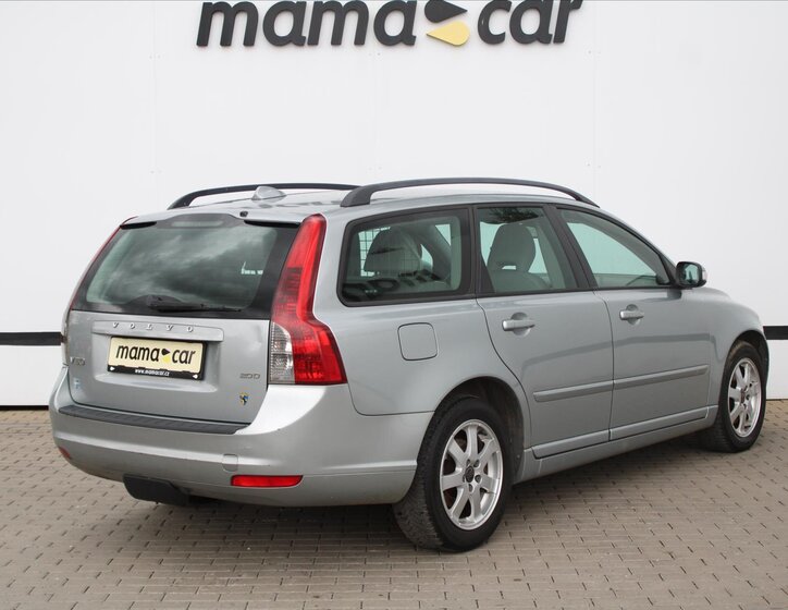 Volvo V50 Kombi 2,0 l 100 kw