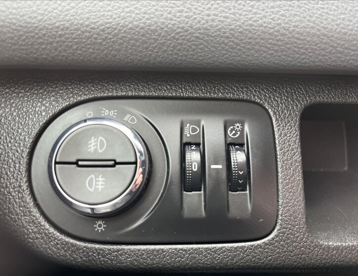 Opel Meriva MPV 1,4 l 88 kw