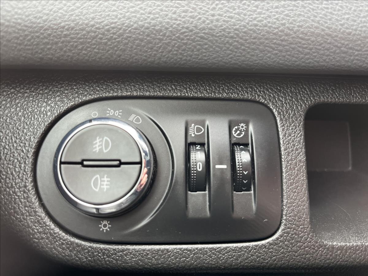 Opel Meriva MPV 1,4 l 88 kw