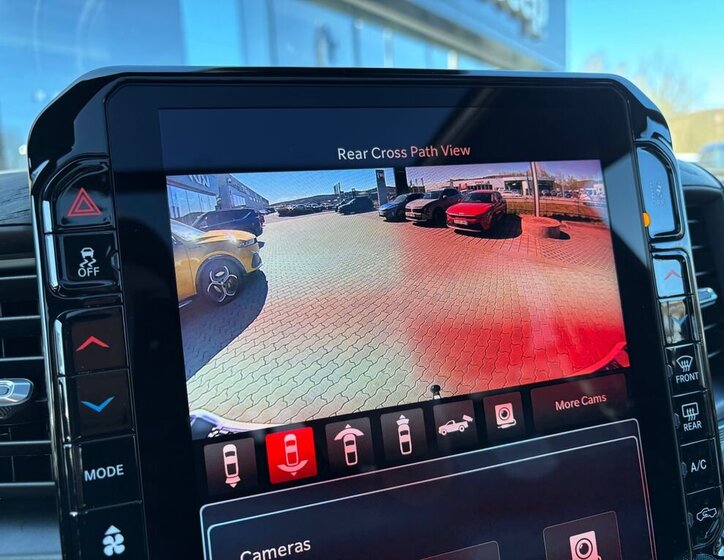 Dodge RAM Pick-up 3,0 l 403 kw