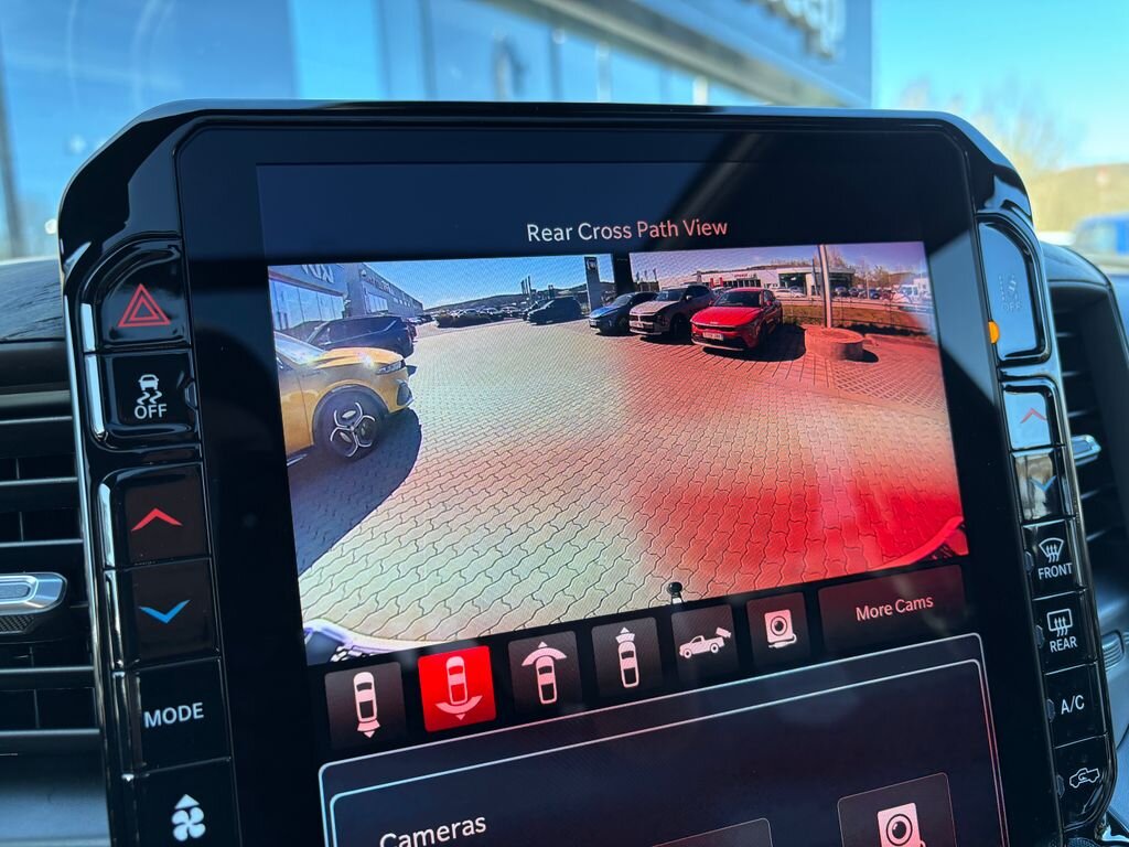 Dodge RAM Pick-up 3,0 l 403 kw