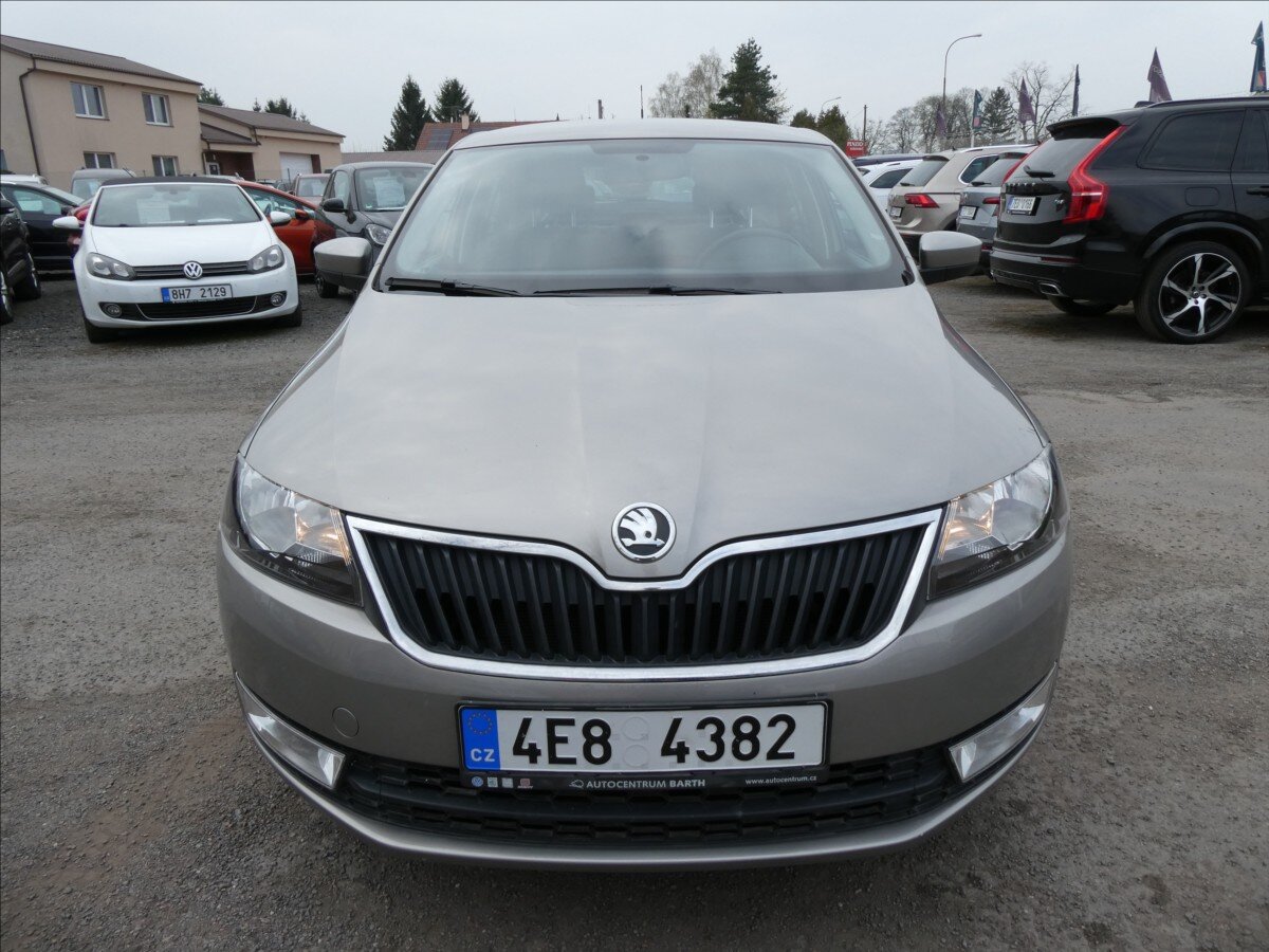 Škoda Rapid Sedan / Limuzína 1,2 l 77 kw