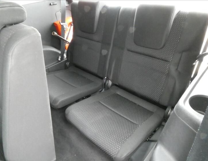 Toyota Corolla Verso 11