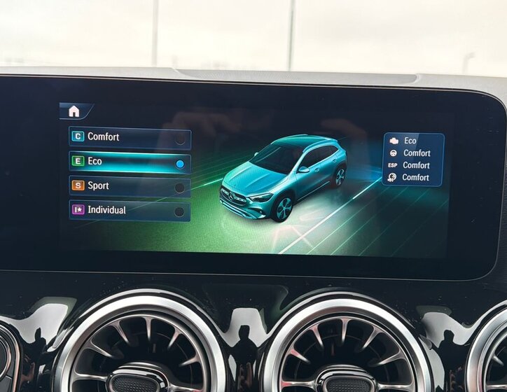 Mercedes-Benz GLA SUV / Terénní 2,0 l 110 kw