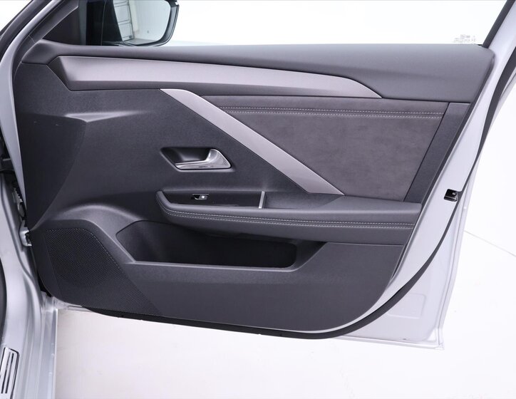 Opel Astra Kombi 1,2 l 96 kw