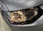 Mitsubishi Outlander SUV / Terénní 2,0 l 110 kw