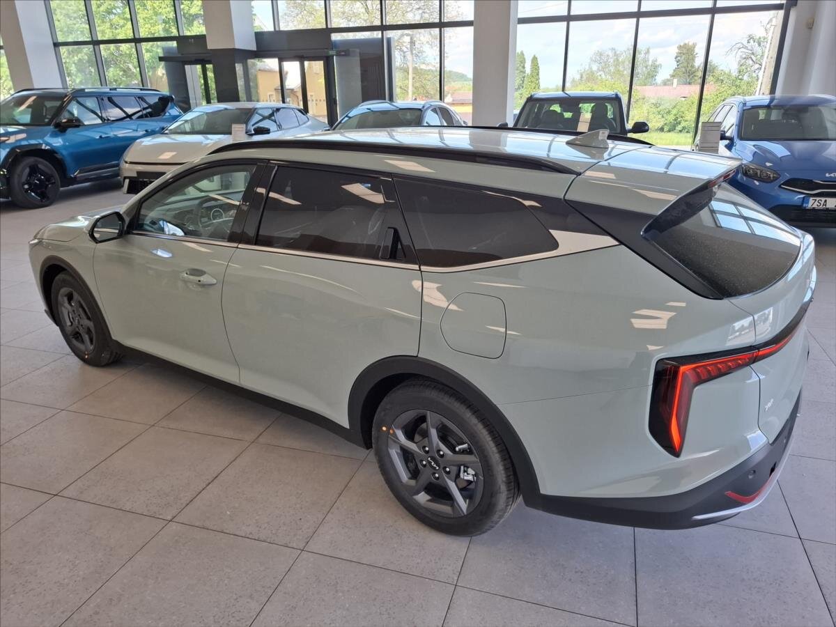 KIA Ostatní Kombi 1,6 l 110 kw