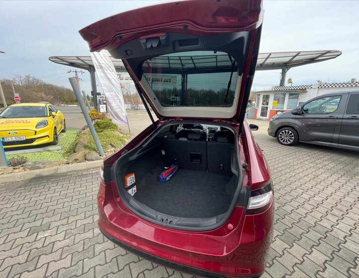 Ford Mondeo Hatchback 1,5 l 118 kw