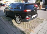 Jeep Cherokee 4