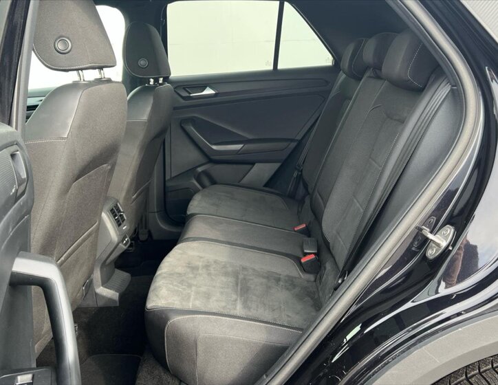 Volkswagen T-Roc SUV 1,5 l 110 kw