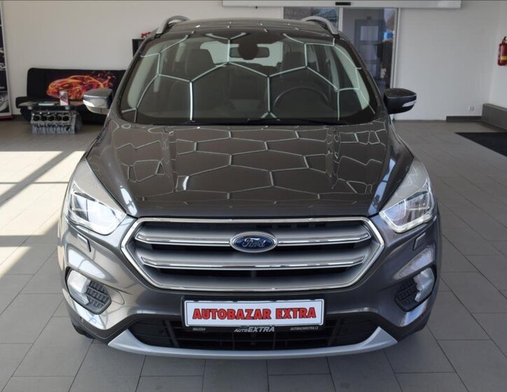 Ford Kuga SUV / Terénní 2,0 l 110 kw
