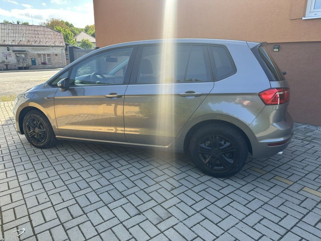 Volkswagen Golf Sportsvan