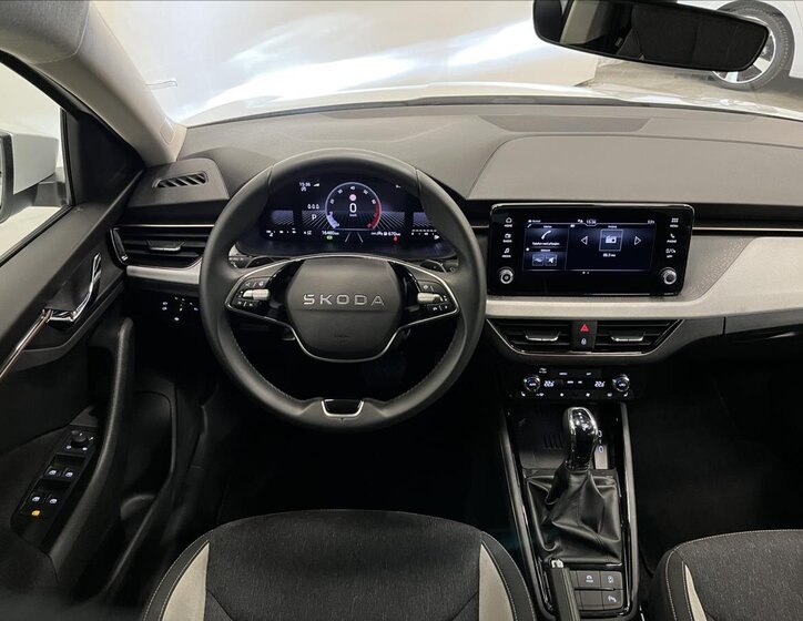 Škoda Scala Hatchback 1,5 l 110 kw