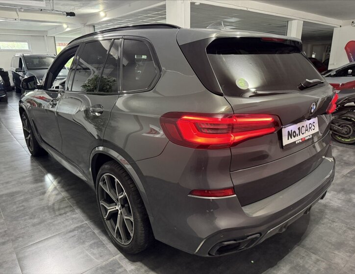 BMW X5 SUV 3,0 l 245 kw
