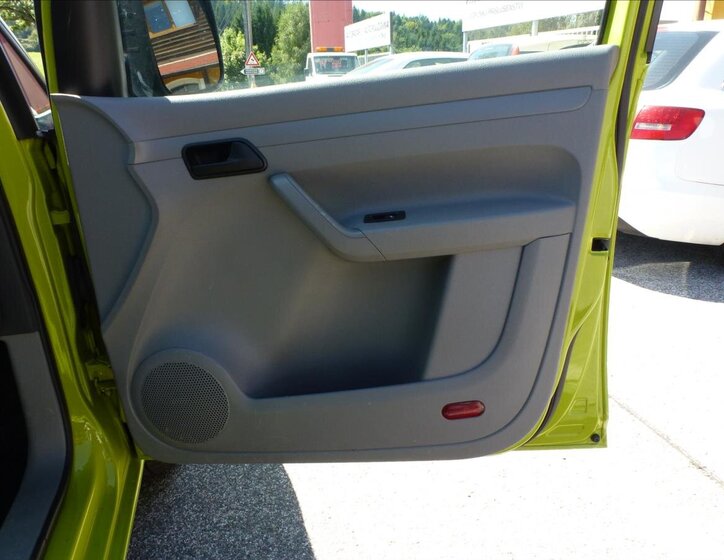 Volkswagen Caddy Skříň 1,9 l 77 kw