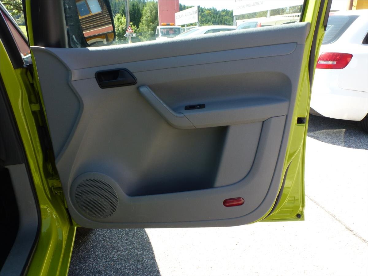 Volkswagen Caddy Skříň 1,9 l 77 kw
