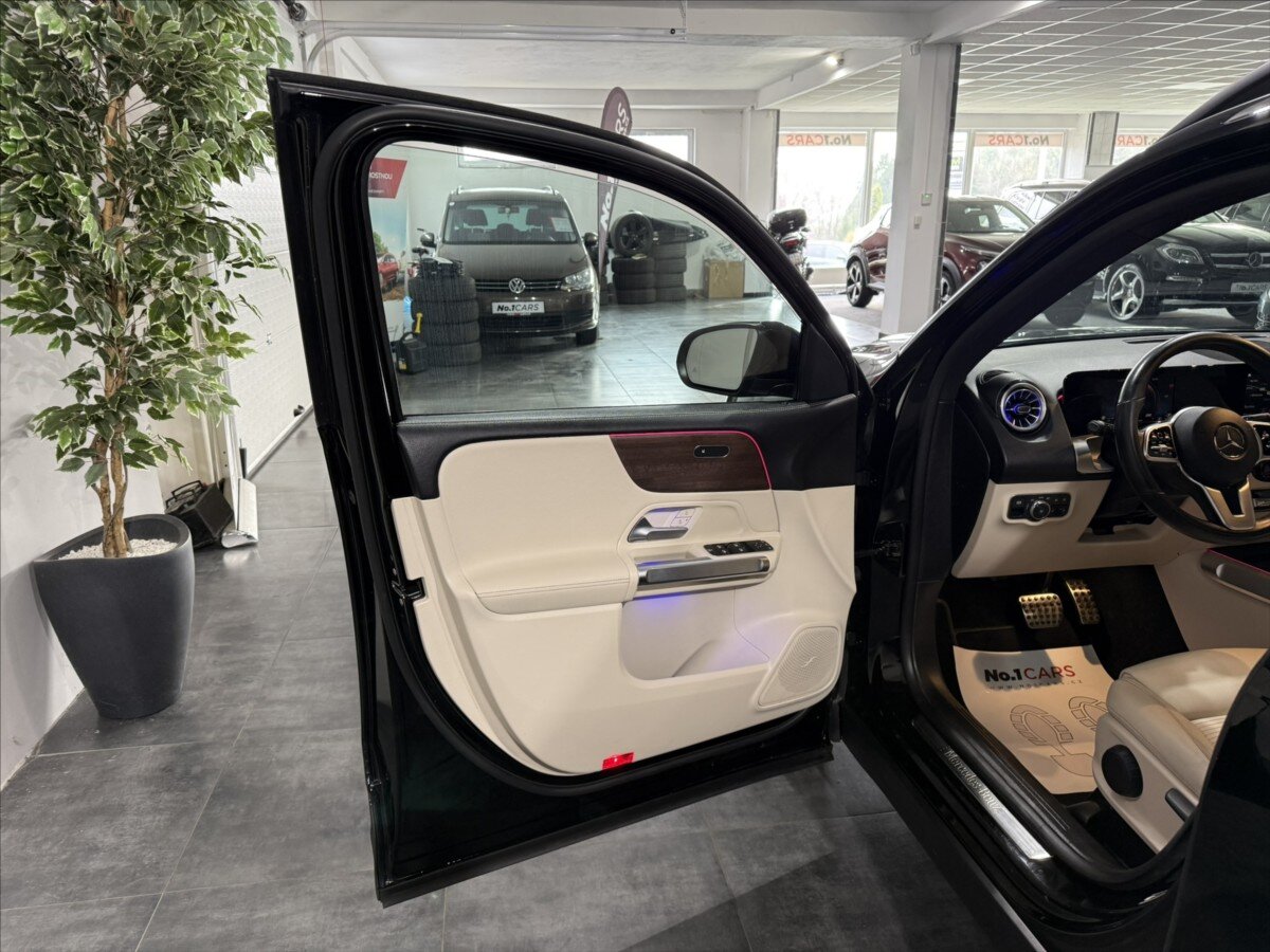 Mercedes-Benz GLB SUV / Terénní 2,0 l 110 kw