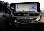 Lexus ES 300h Sedan / Limuzína 2,5 l 160 kw