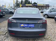 Tesla Model 3 Sedan / Limuzína 0,0 239 kw
