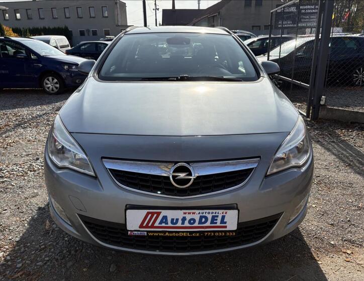 Opel Astra 10