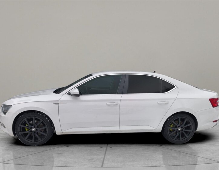 Škoda Superb Sedan 2,0 l 110 kw