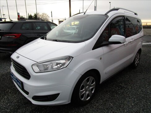 Ford Tourneo Courier Ostatní 1,5 l 70 kw