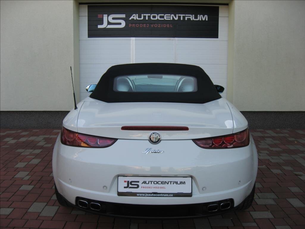 Alfa Romeo Spider Kabriolet 2,2 l 136 kw