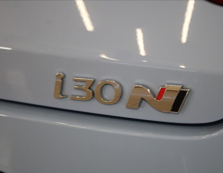Hyundai i30 Liftback 2,0 l 206 kw