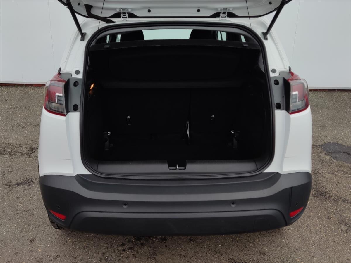 Opel Crossland X SUV / Terénní 1,2 l 61 kw