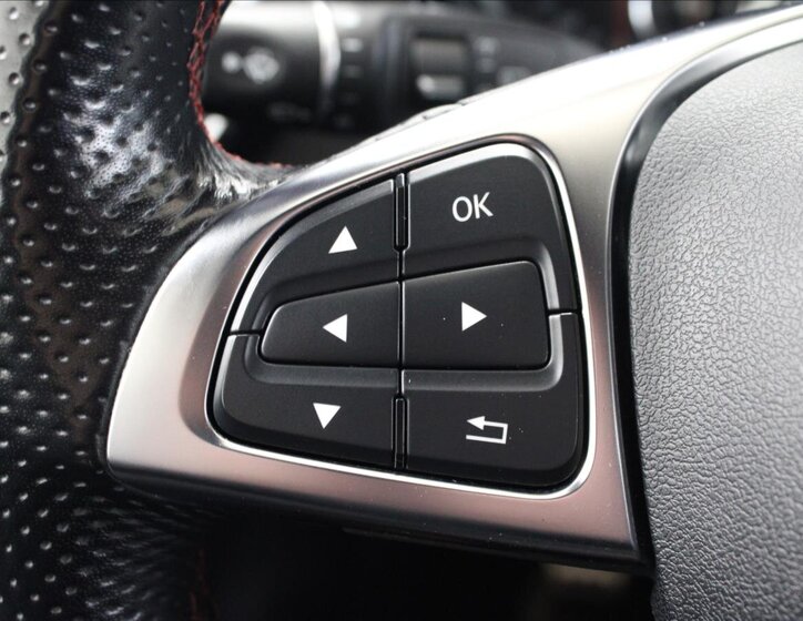 Mercedes-Benz CLA 18