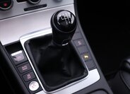 Volkswagen Passat Kombi 1,6 l 77 kw