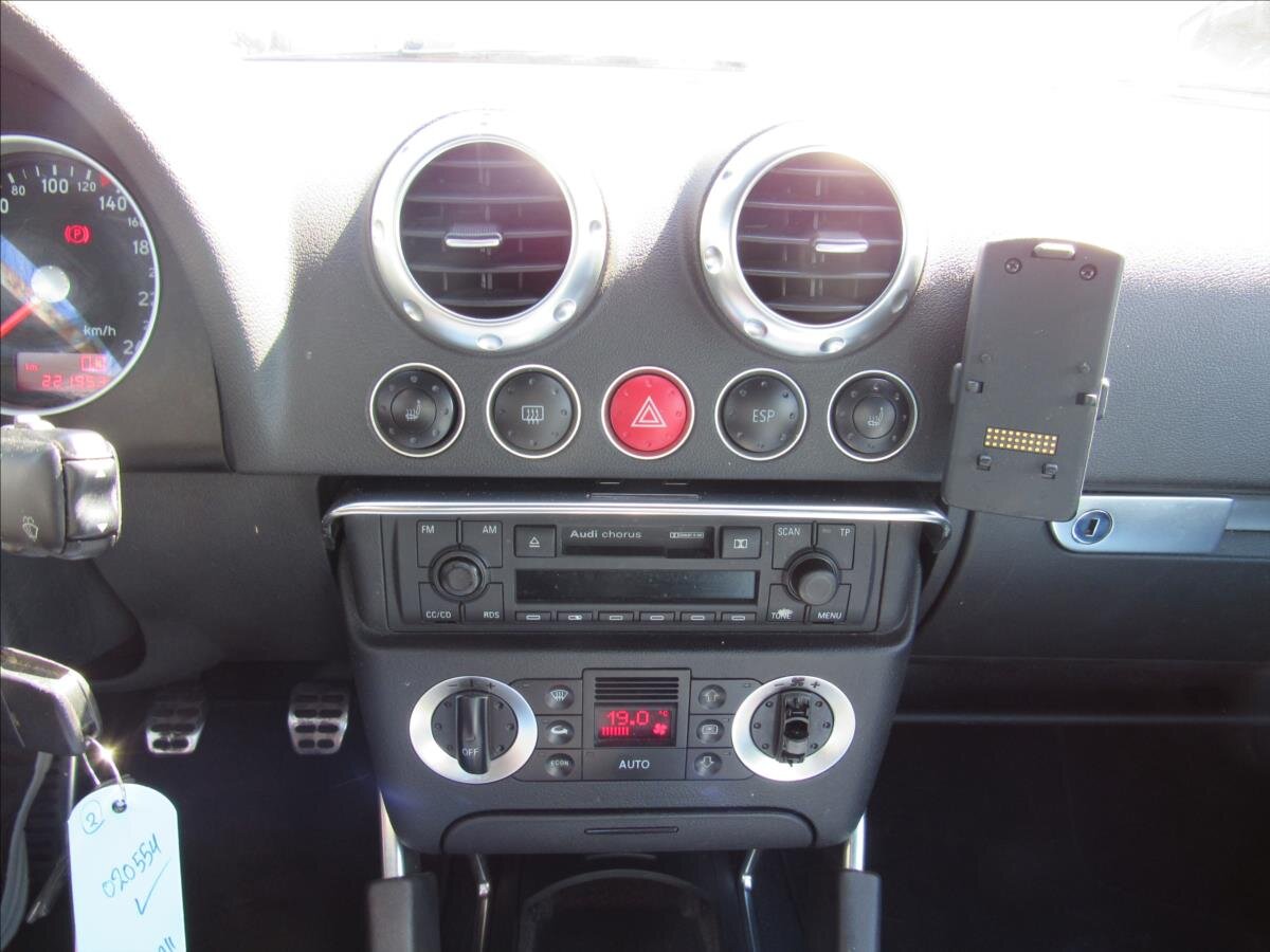 Audi TT Kupé 1,8 l 110 kw