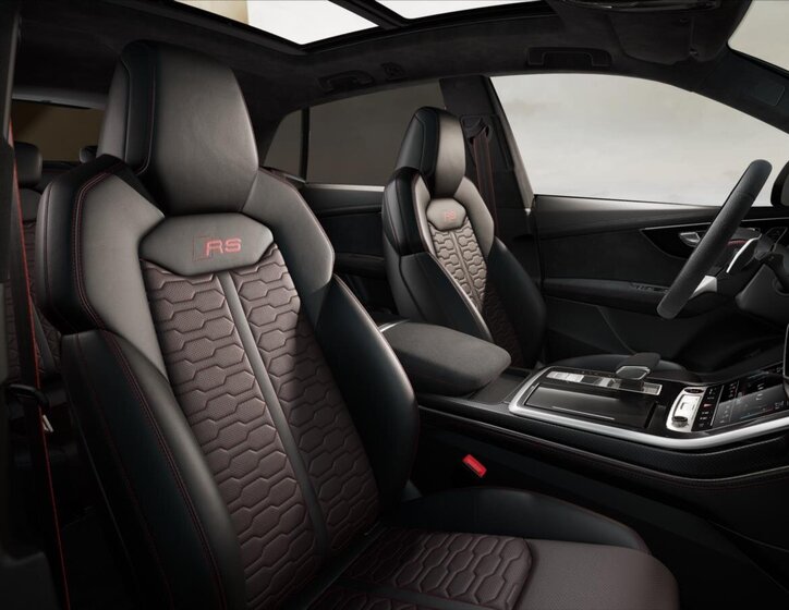 Audi RS Q8 SUV / Terénní 4,0 l 471 kw