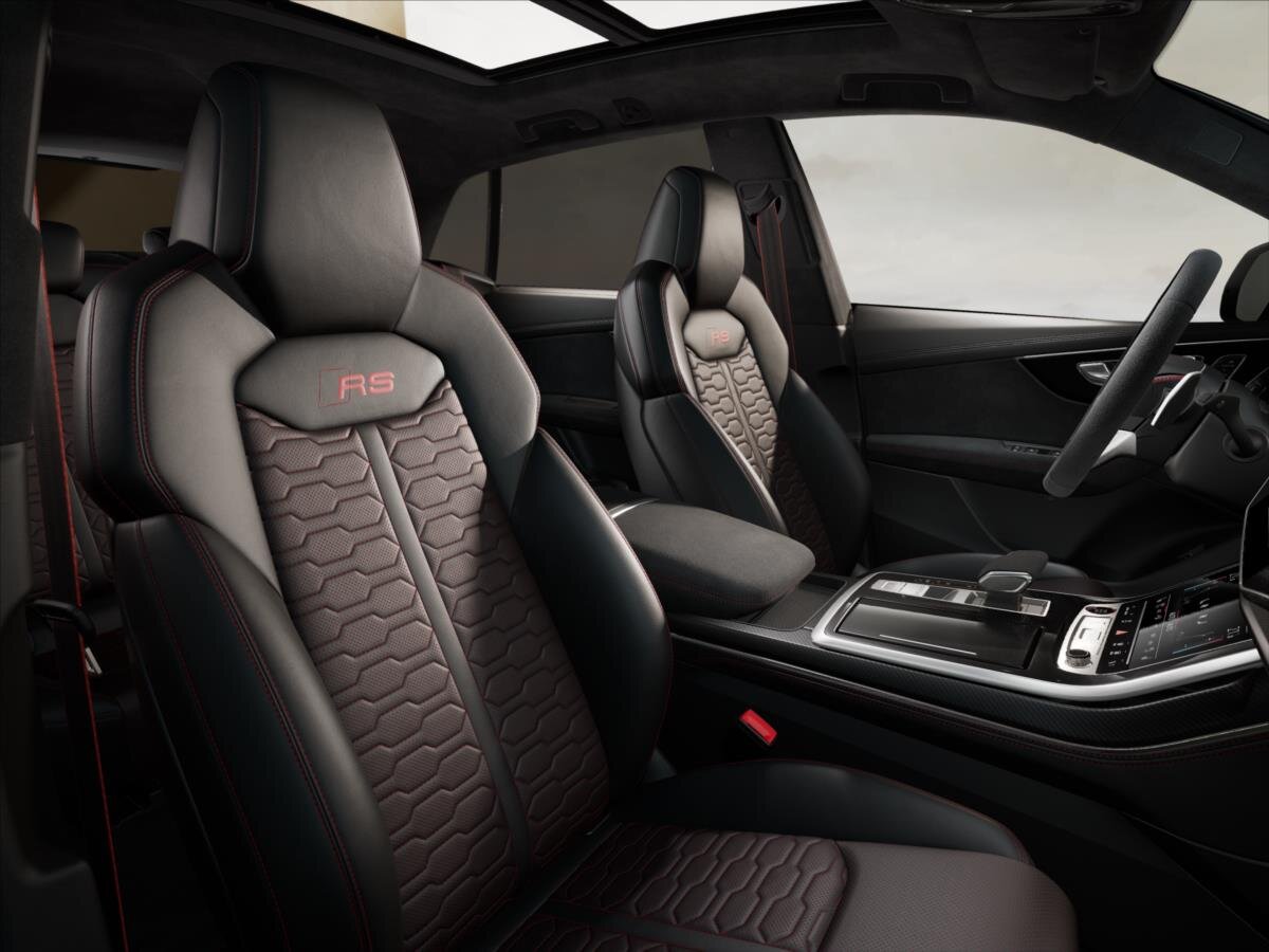 Audi RS Q8 SUV / Terénní 4,0 l 471 kw