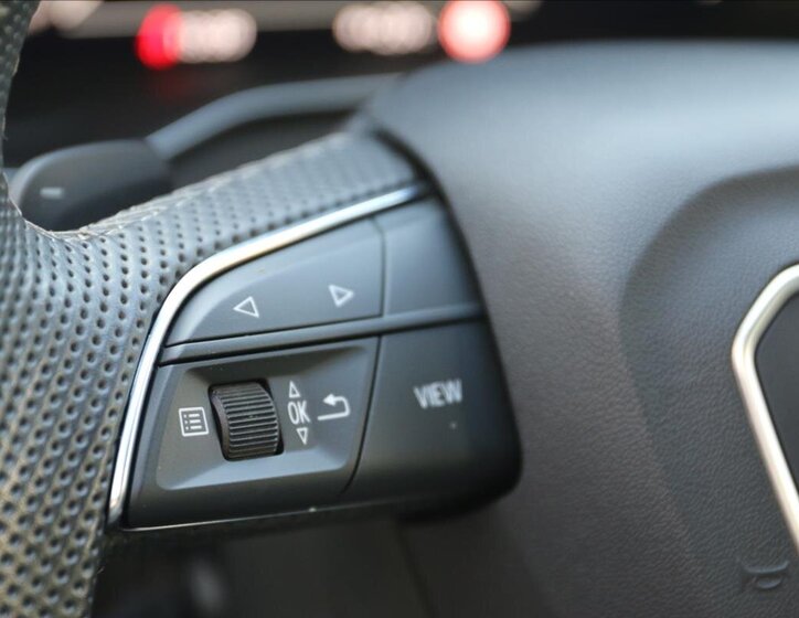 Audi Q5 SUV 2,0 l 150 kw