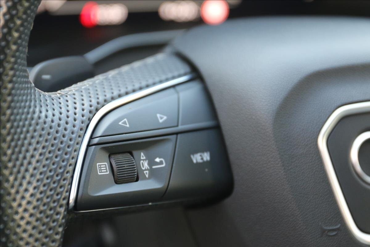 Audi Q5 SUV 2,0 l 150 kw