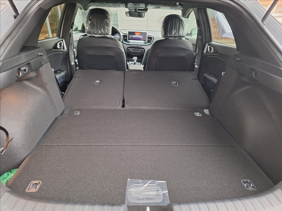 KIA XCeed SUV / Terénní 1,6 l 110 kw