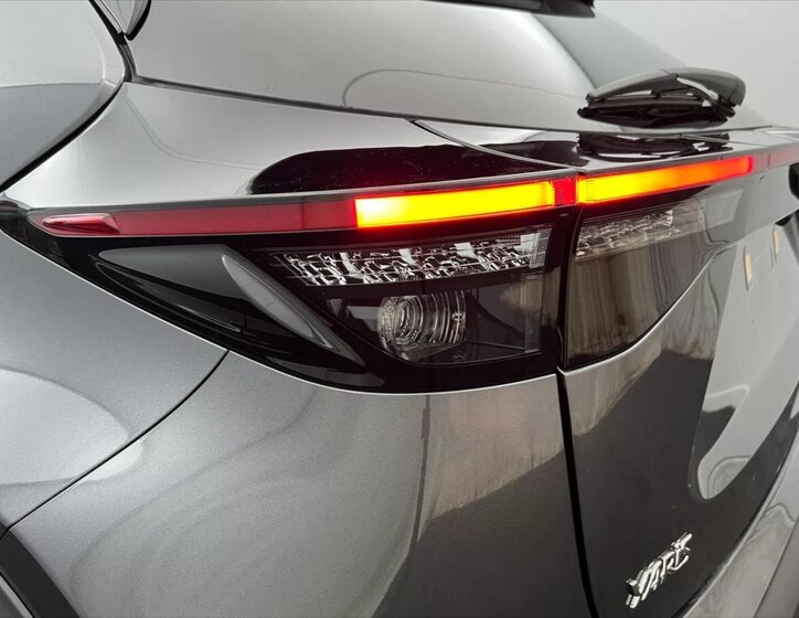 Toyota Yaris Cross SUV 1,5 l 96 kw